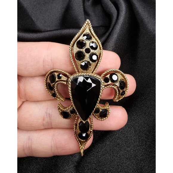 Rare Find Vintage 1960s BSK Signed Fleur-De-Lis Black & Gold Brooch - Picture 4 of 5